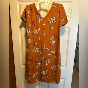 Rust-colored floral print knee-length dress, a New Day brand, L - moderate wear